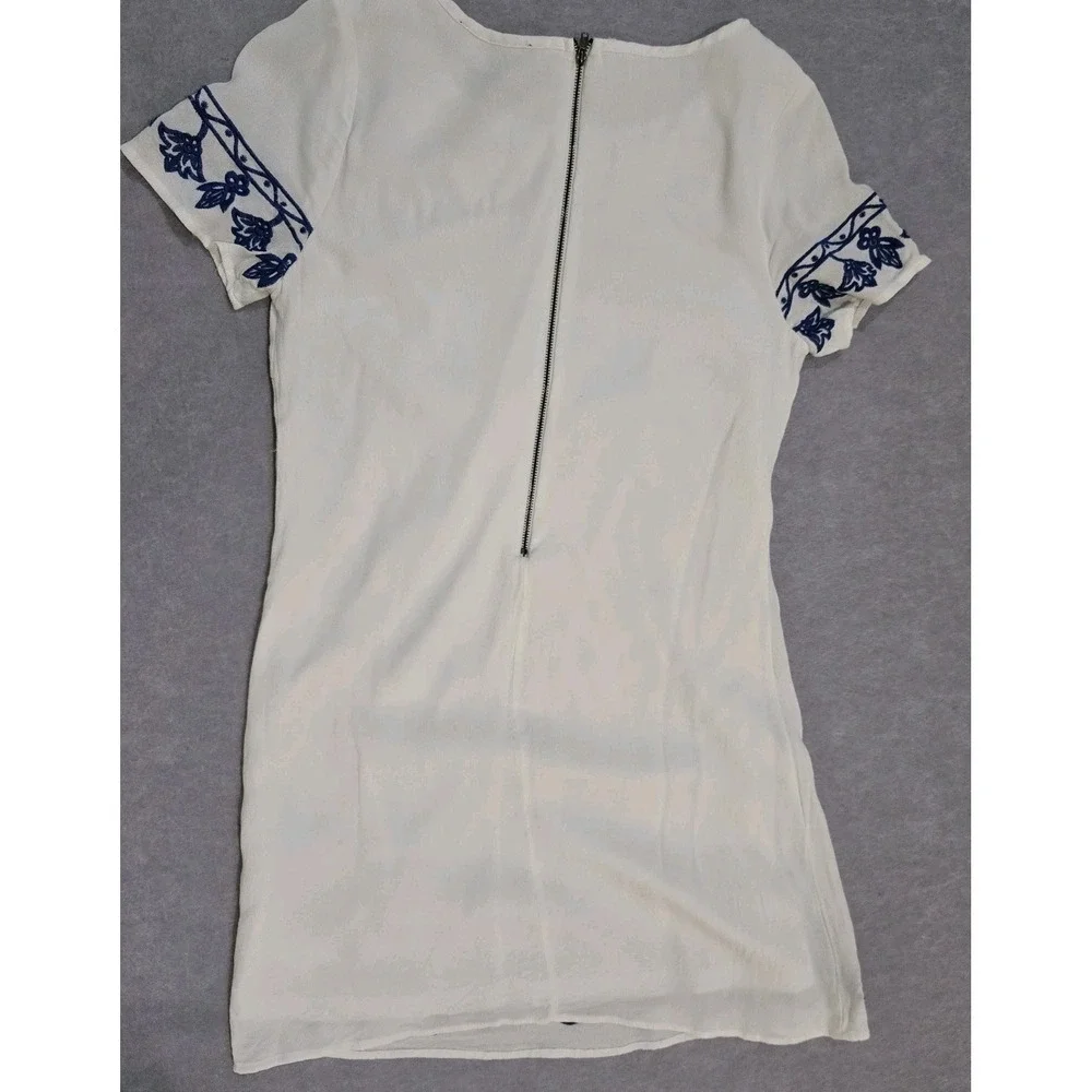Lulus Women Tale to Tell White Blue Embroidered Shift Dress size S Short Sleeve - Picture 10 of 14
